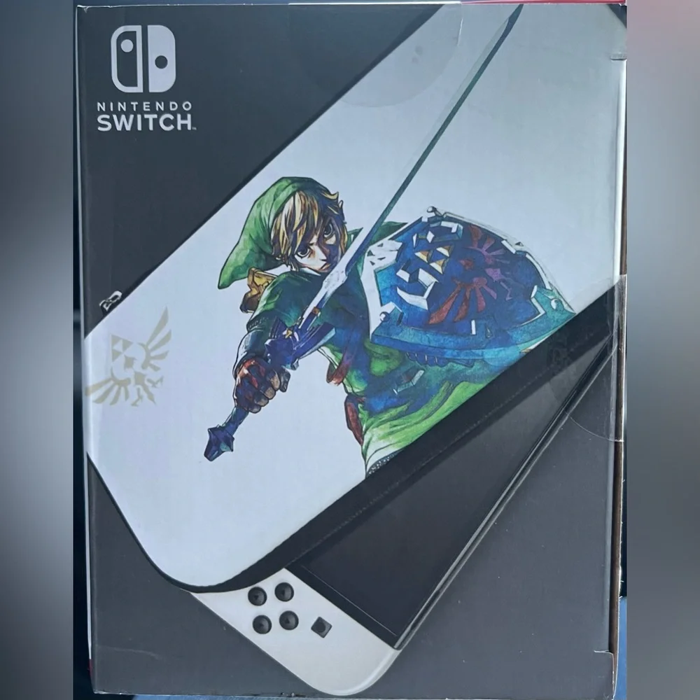 Nintendo switch Zelda controller and case set